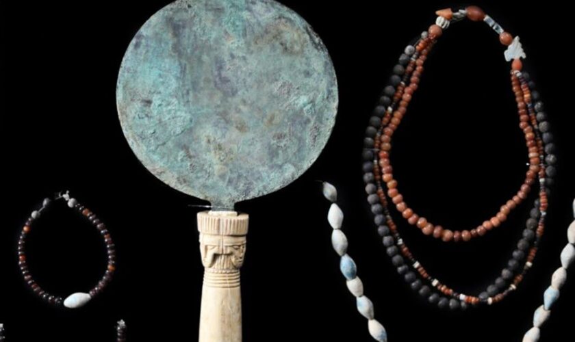 US-Egyptian archaeological team uncovers 4,000-year-old tomb near Luxor with jewelry, other artifacts