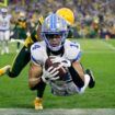 Detroit Lions maintain flying start with win over Green Bay Packers