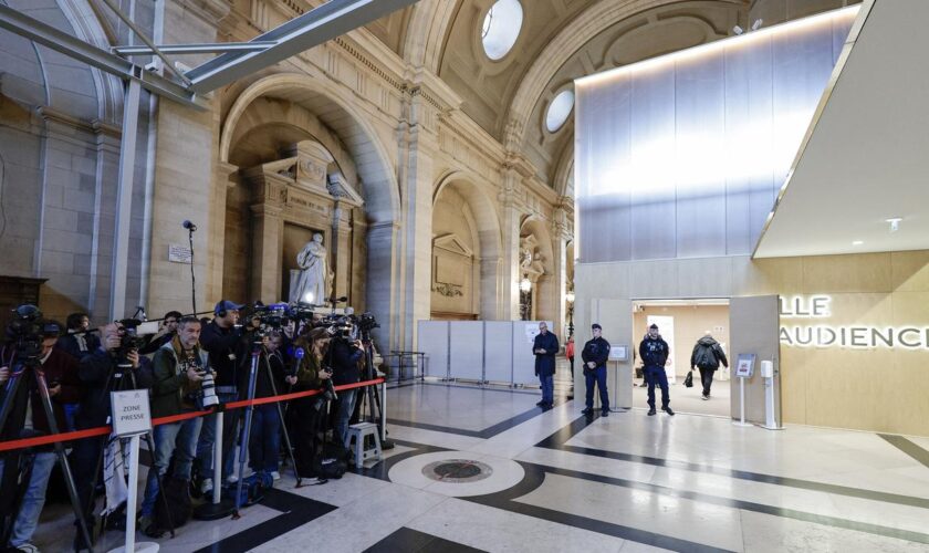 Islamistische Gewalt: Prozess wegen Hasskampagne vor Mord an Samuel Paty begonnen