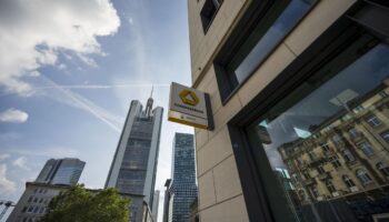 Finanzbranche: Commerzbank kauft für 600 Millionen Euro eigene Aktien