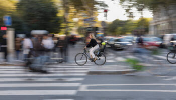 Zone à trafic limité dans l’hypercentre de Paris : «A terme, les gens vont utiliser d’autres modes de déplacement»