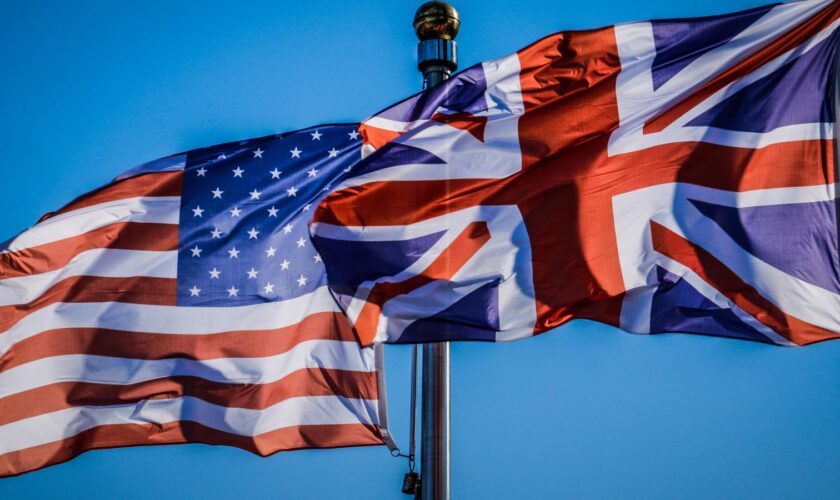 USA and UK flags together on the staff. Image: iStock