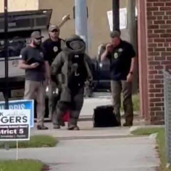 US election 2024: Bomb squad swoop on Florida polling station as Americans prepare to vote