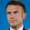 Le président français Emmanuel Macron assiste à une conférence à Bruxelles, le 17 octobre 2024