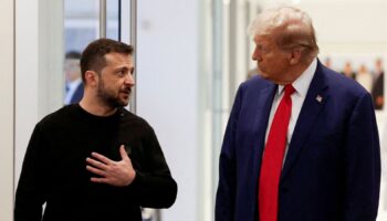 Donald Trump and Ukraine's President Volodymyr Zelenskiy meet at Trump Tower in New York City, U.S., September 27, 2024. REUTERS/Shannon Stapleton REFILE - QUALITY REPEAT