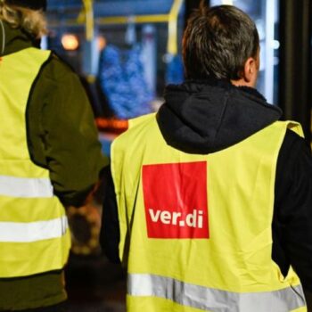 Verdi-Warnstreiks im regionalen Nahverkehr in Teilen Baden-Württemberg. Foto: Uwe Anspach/dpa