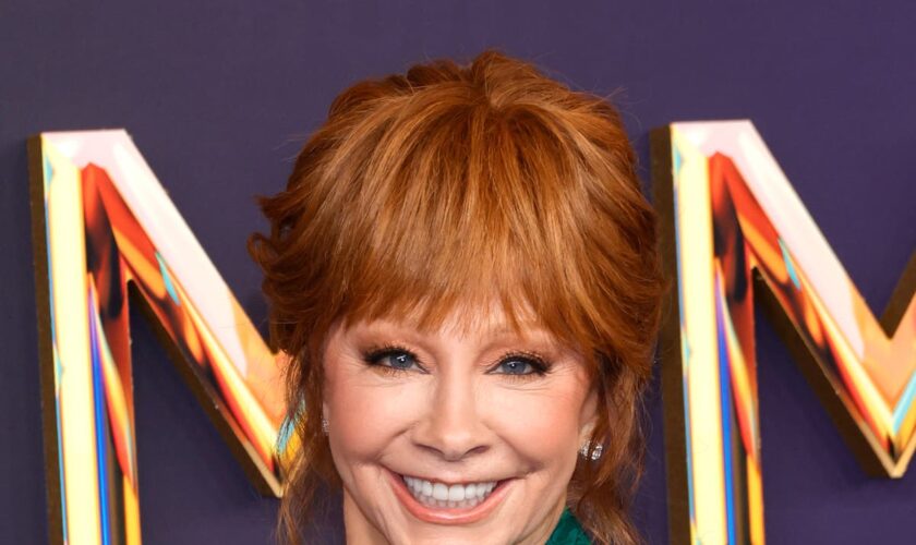 Reba McEntire debuts new hairdo in midst of chaotic US election: ‘Reba, not now’