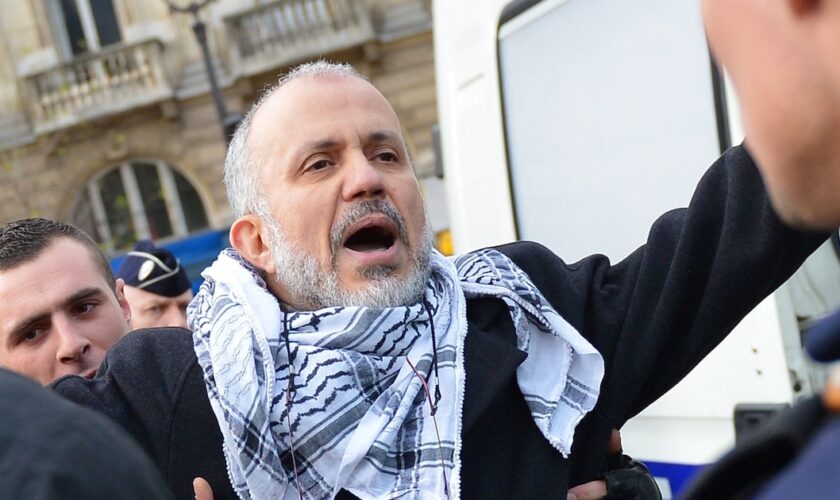 Abdelhakim Sefrioui arrêté lors d'une manifestation non autorisée en 2012 à Paris