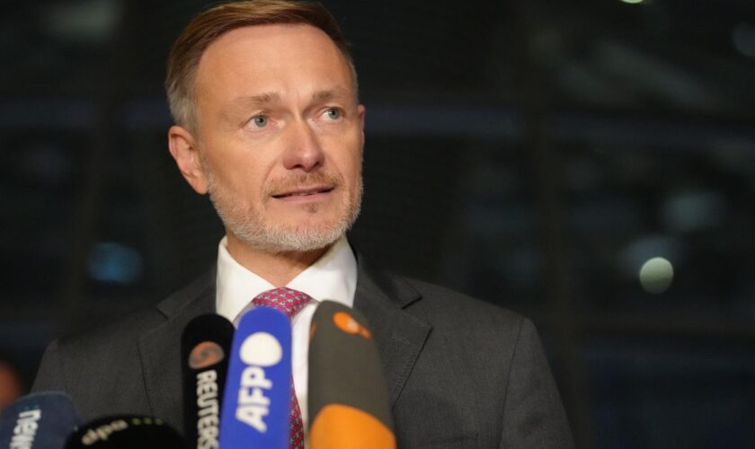 Liveblog zur Regierungskrise: Lindner gibt Scholz Schuld an Ampel-Bruch  – Kanzler will Vertrauensfrage stellen