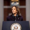 Kamala Harris concède sa défaite : un discours “plein d’émotion” et “sur un ton de défi”