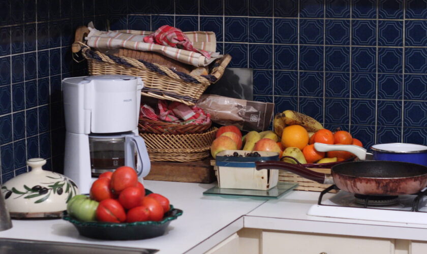 Cet endroit est l'un des pires de la cuisine, personne ne le nettoie alors que 5 minutes suffisent