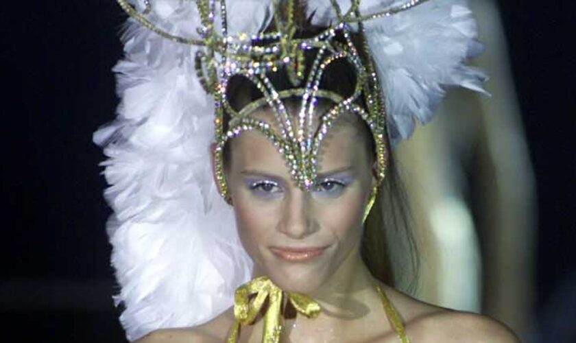 'Gone too soon': British supermodel dies, aged 46