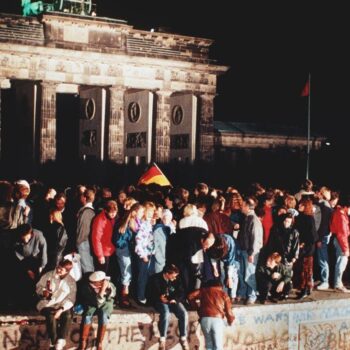 9. November 1989: Olaf Scholz würdigt Mauerfall vor 35 Jahren als "Sieg der Freiheit"