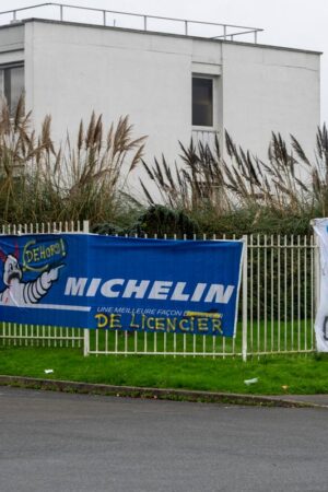 Aides versées à Michelin : les députés écologistes et insoumis demandent une commission d’enquête