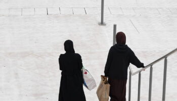 Seine-Saint-Denis : une professeure giflée par une élève à cause d'une abaya