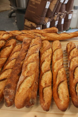 Nouveau prix record de la baguette, la vôtre est-elle plus chère qu'ailleurs en France ?