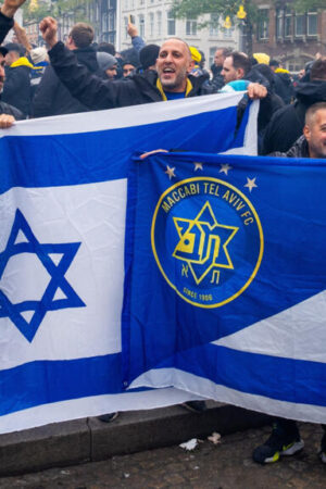 Ce que l'on sait des violences commises à Amsterdam contre des supporters du Maccabi Tel-Aviv