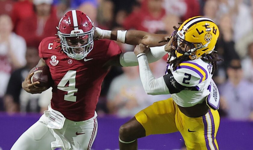 Jalen Milroe rushes for 4 touchdowns, nearly 200 yards as No. 11 Alabama dominates No. 15 LSU