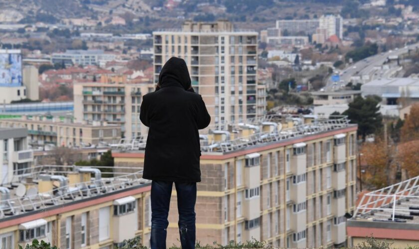 « Cramés, les enfants du Monstre » : 3 raisons de lire l’enquête sur les minots marseillais minés par la drogue