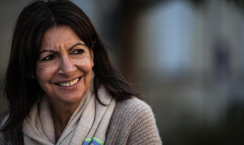 Anne Hidalgo coupe court aux rumeurs sur un départ à Bruxelles, mais...