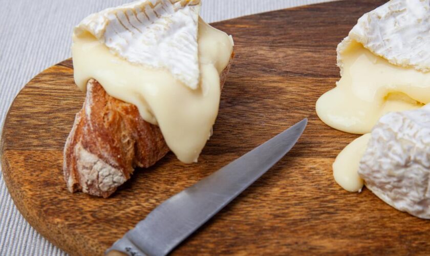 “Sacré bleu !” Les Français délaissent le plateau de fromages