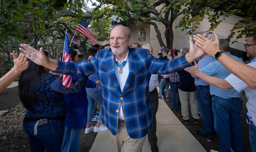 Veterans deserve 'national moment of gratitude' on Veterans Day to help heal 'unseen wounds'