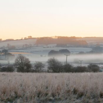 UK to feel chillier as temperatures drop and frost creeps in