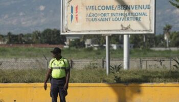 Von Florida nach Haiti: Flugzeug von von Spirit Airlines bei Landung von Schüssen getroffen