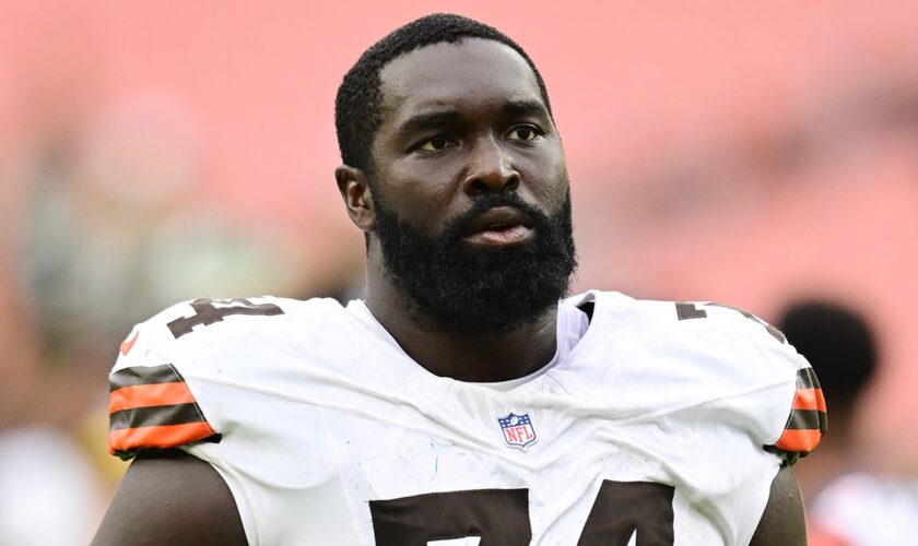 Browns lineman reveals tragic stillbirth of son: 'Worst moment of my life'