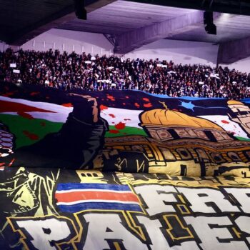 Banderole «Free Palestine» : le PSG envisage d’interdire les tifos dans la tribune Auteuil du Parc des Princes