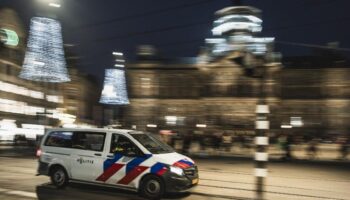 Amsterdam : le Premier ministre néerlandais dénonce une « violence antisémite pure et simple »