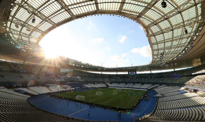 Match France-Israël : après les violences contre des supporteurs israéliens à Amsterdam, Bruno Retailleau balaie les demandes de délocalisation