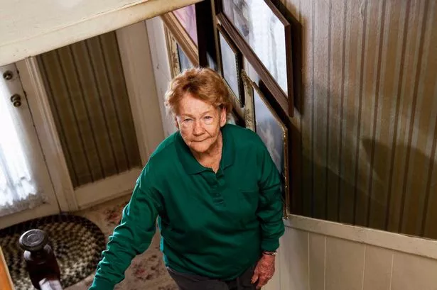 Warning of early dementia symptom which can be spotted when you walk down stairs