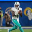 Dolphins snap 3-game losing streak with much-needed win over Rams