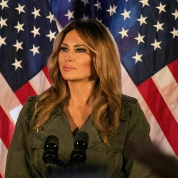 Melania Trump répond « non » à l’invitation des Biden à la Maison Blanche et donne le ton de son mandat de First Lady