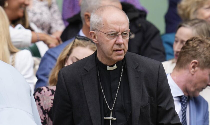 Accusé d’avoir couvert des agressions physiques et sexuelles, le chef de l’Eglise anglicane Justin Welby démissionne