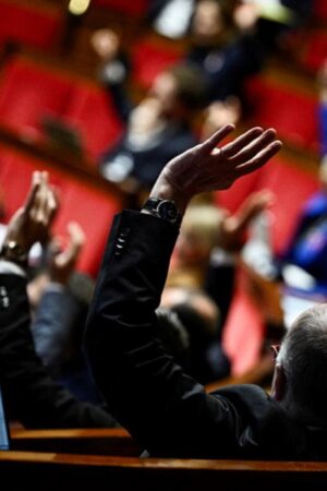 Budget 2025 : l’Assemblée nationale rejette la première partie du PLF, le texte file au Sénat