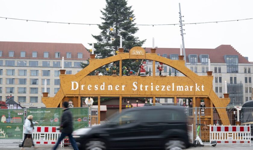 Für die Weihnachtszeit sind Dresdner wie auch Besucher aufgerufen, möglichst das Auto stehen zu lassen. Foto: Sebastian Kahnert/