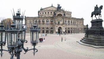 Der Semperopernball ist am 7. Februar erneut Schauplatz eines Balls. Foto: Sebastian Kahnert/dpa