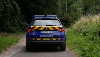 En Haute-Savoie, trois enfants retrouvés morts, la mère de famille « activement recherchée »