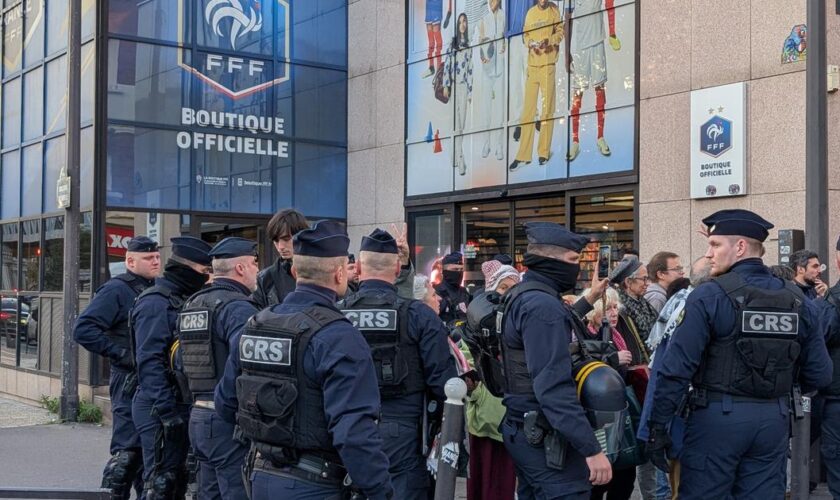 Le match France-Israël s’annonce comme une “rencontre à haut risque”