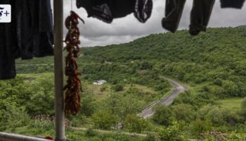 Ein armenisches Dorf an der neuen Grenze zu Aserbaidschan