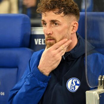 Schalke 04 wird von seinem eigenen Torwart verklagt