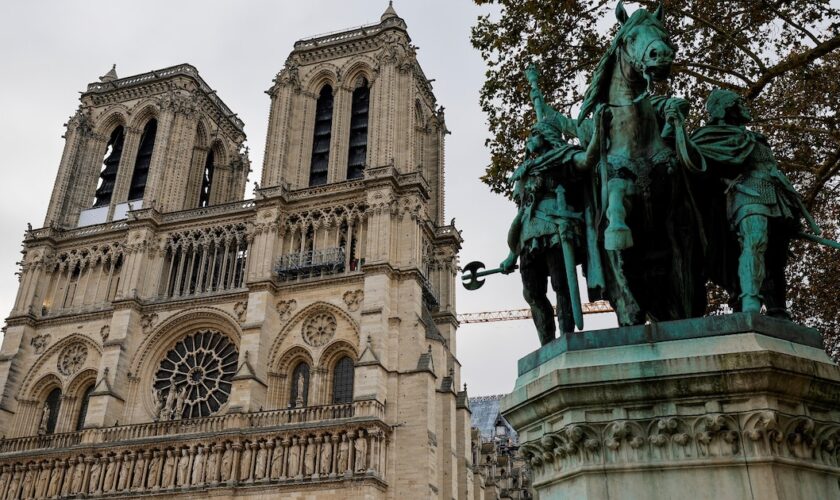 Notre-Dame de Paris doit rouvrir ses portes au publics lors du week-end du 7-8 décembre, 5 ans après l'incendie du 15 avril 2019