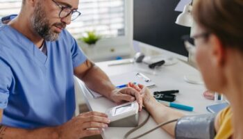 Dentist warns of link between heart disease and not brushing your teeth