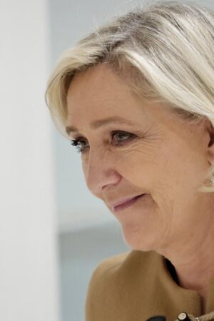 Marine Le Pen au procès des assistants parlementaires du RN : l’inéligibilité requise contre l’ex-présidente du parti