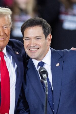 Donald Trump et le sénateur de Floride Marco Rubio, le 4 novembre 2024 pendant un meeting de campagne à Raleigh, en Caroline du Nord