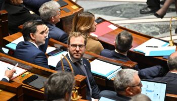 Budget 2025 : après le rejet du volet « recettes », comment va se passer la suite des discussions ?