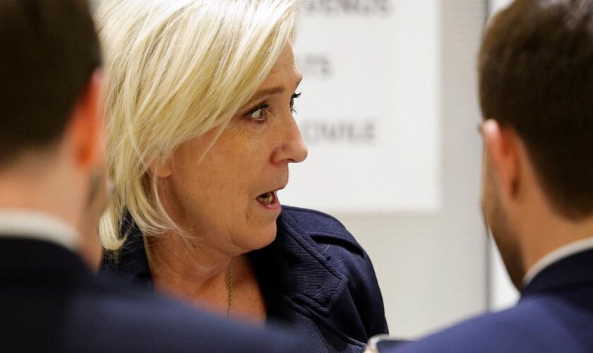 Procès des assistants parlementaires : “Un sacré coup aux ambitions de Marine Le Pen”