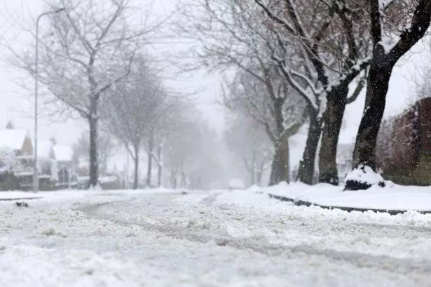 Met Office issues 42-hour snow warning - full list of areas at risk